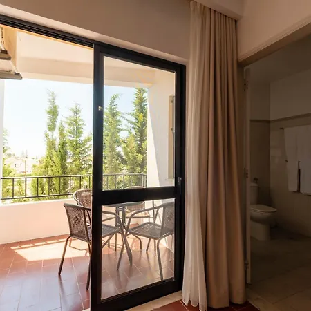 Couette-café Manta Guest 3*