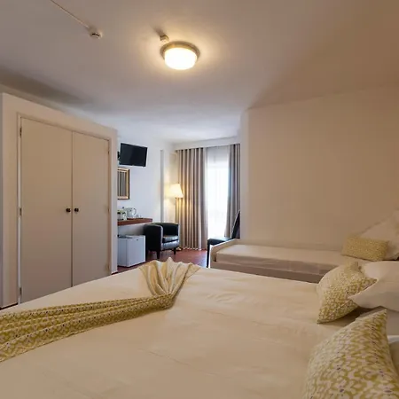 Manta Guest 3*