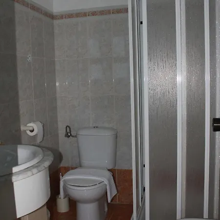 Alojamento de Acomodação e Pequeno-almoço Manta Guest