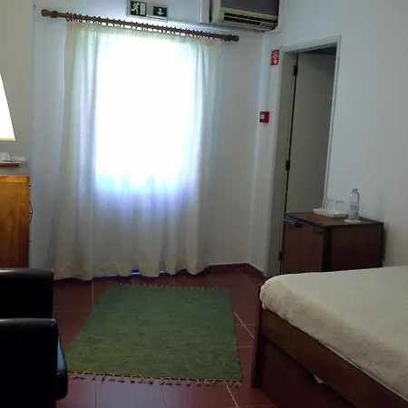 Manta Guest